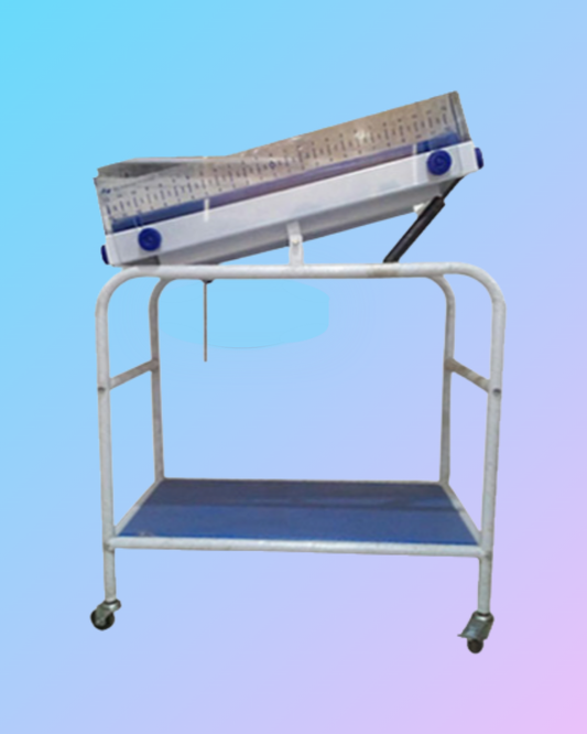 My Store MBC BABA 102 baby bassinet with hydraulic, showing a close-up of the sturdy frame and soft fabric interior.